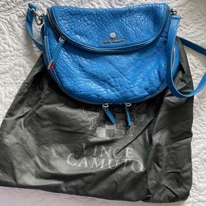 💙 Leather Vince Camuto crossbody